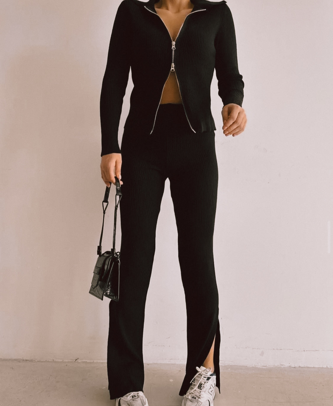 Cora | One-Size Black Ribbed Cotton Co-ord Set