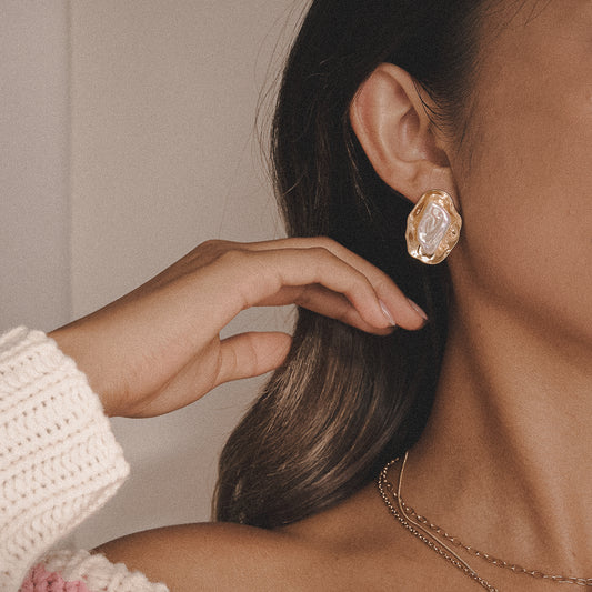 Elora | 18K Gold-Plated, Stainless Steel Vintage Pearl Earrings