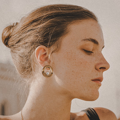 Sybil | 18K Gold Plated, Stainless Steel Vintage Pearl Studs